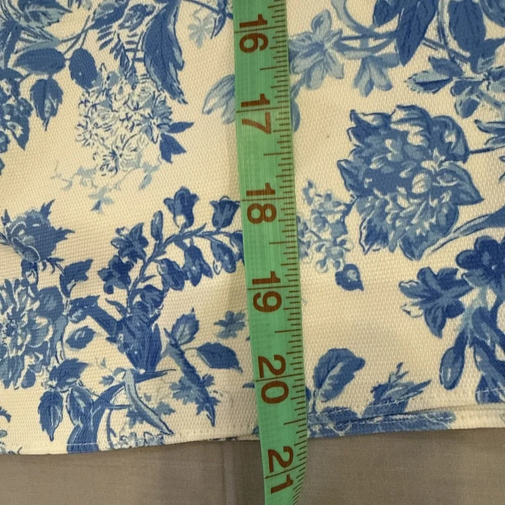 Tuckernuck Marguerite Top Women's Size M white blue floral off shoulder blouse